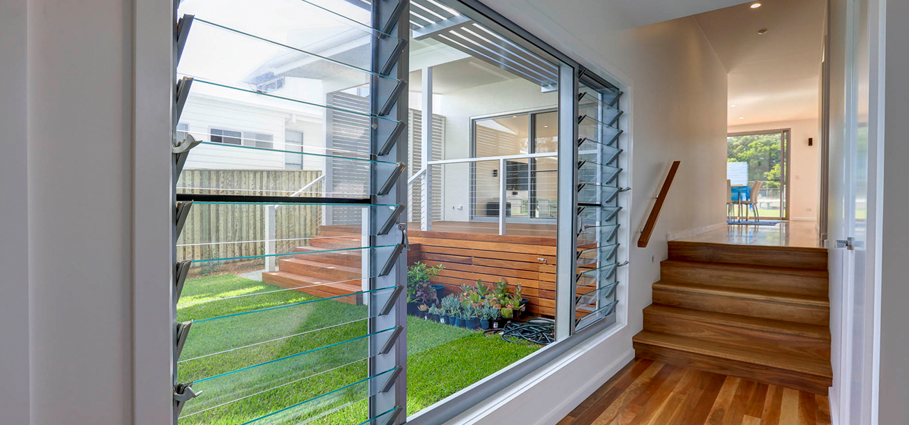 LouvreMASTER™ Adjustable Louvre Window SGA